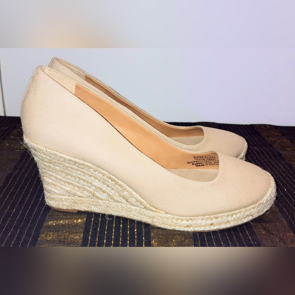 J CREW style#A1244 Espadrille Canvas Wedge Round Toe Slide On Heels Imaculate - Picture 1 of 15
